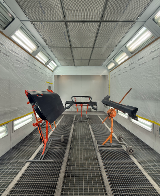 Car body panel repair and spray painting in professional paint booth London