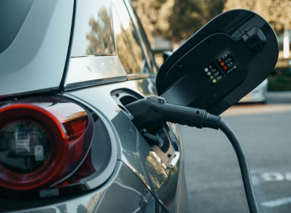 Hybrid and Electric Vehicle Service